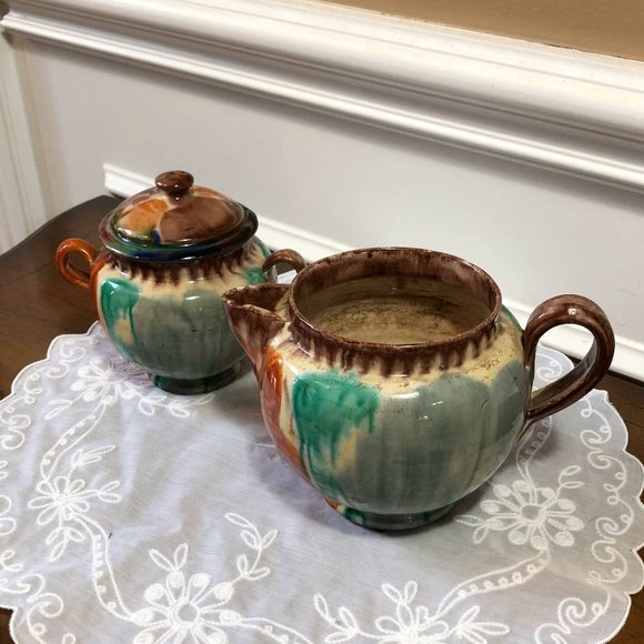 Mexican pottery - matching creamer and sugar bowl - Picture 3 of 10